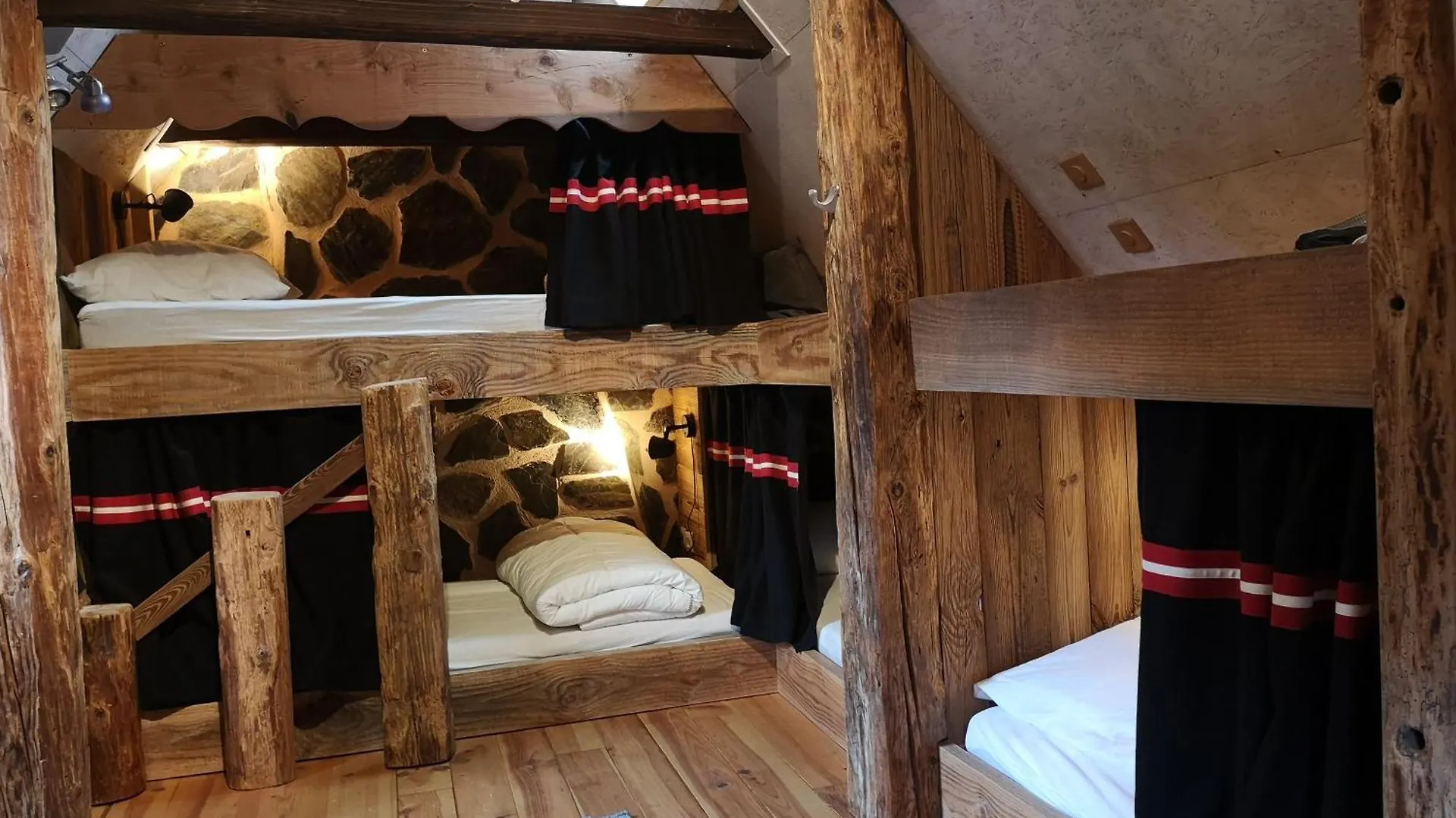 L'Escale Pyreneenne Melles Chalet